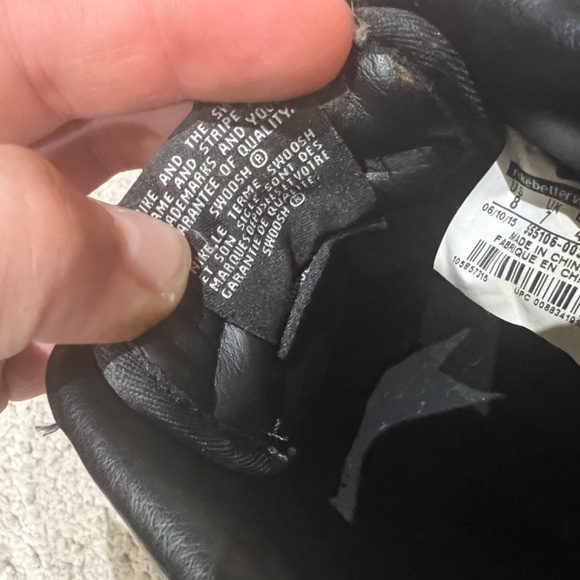 SOLD BRAND NEW BLACK and WHITE Nike Air Forces - Picture 10 of 11